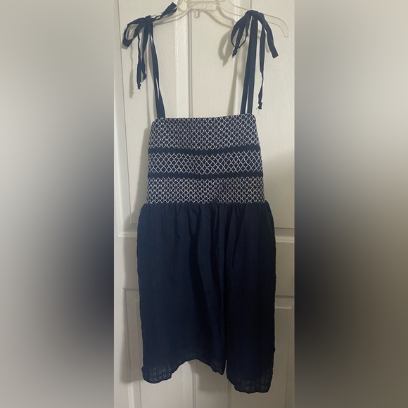 MADDEN GIRL Dresses & Skirts - NWT.. MADDEN GIRL PLUS TIE SHOULDER SMOCKED SUN DRESS IN NAVY